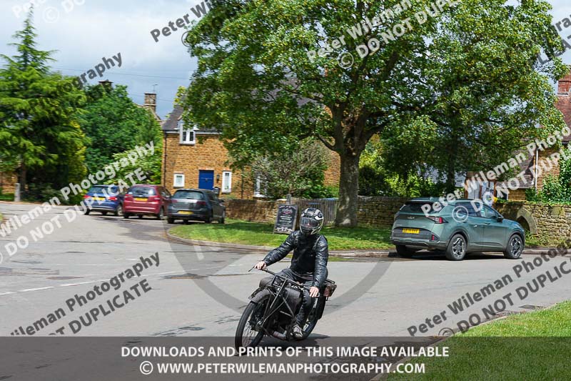Vintage motorcycle club;eventdigitalimages;no limits trackdays;peter wileman photography;vintage motocycles;vmcc banbury run photographs